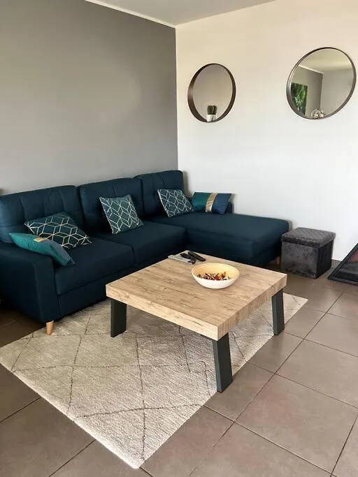 Apartment Appartement Vue Mer Avec Garage Saint-Laurent-du-Var Frankreich